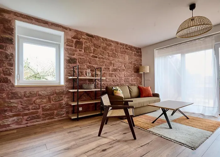 Le Noyer - Appt Avec Terrasse Et Jardin Partage Daire *