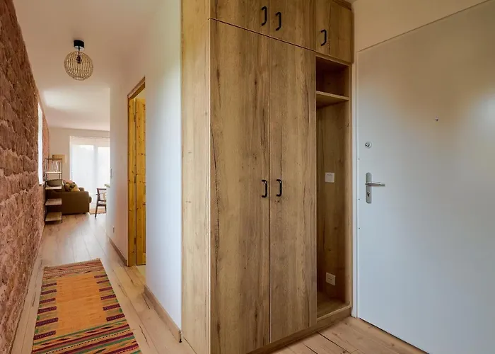Le Noyer - Appt Avec Terrasse Et Jardin Partage Daire Puberg
